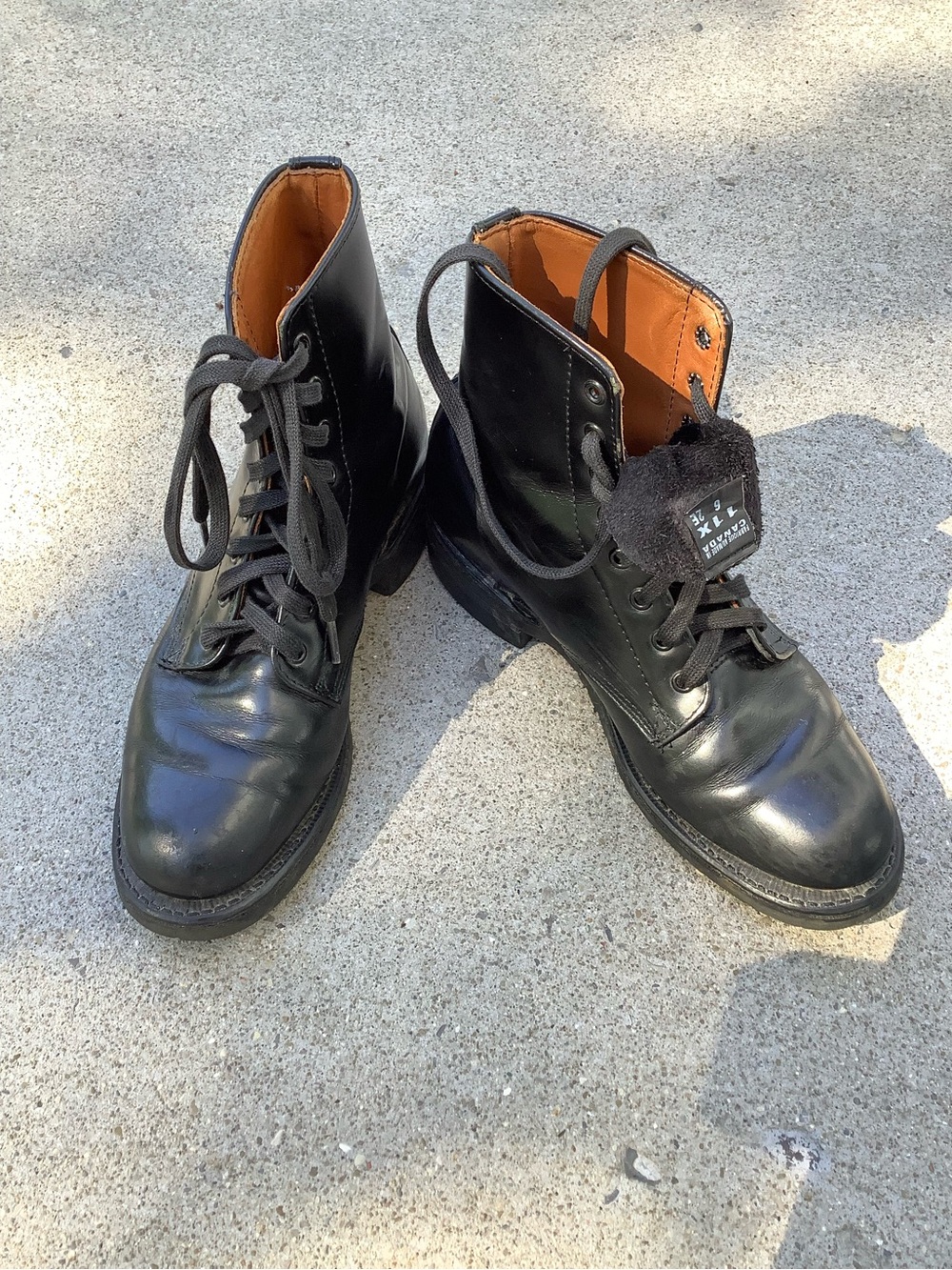 Women’s Black Leather Lace-Up military style boots brand Vulcan